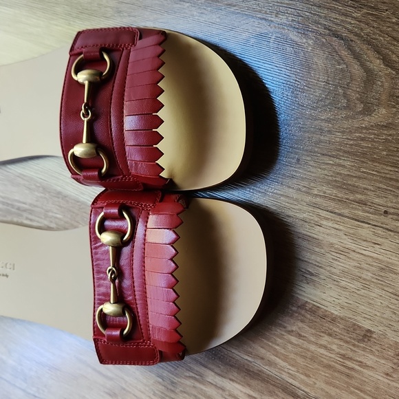 NEW Gucci Varadero Horsebit Fringed red leather sandals/slides size 39 - Picture 2 of 9